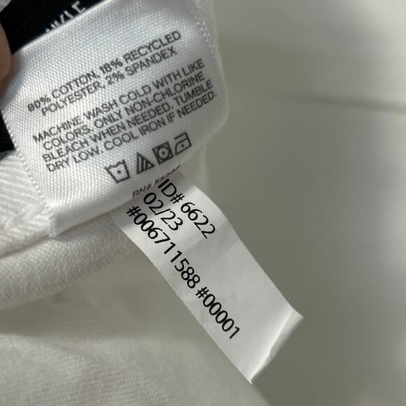 Express Women's White Distressed High Rise Straight Ankle Jeans Size 14 - Picture 6 of 9